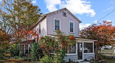 301 BANCROFT AVE, COLONIAL BEACH, Virginia 22443, 2 Bedrooms Bedrooms, ,1 BathroomBathrooms,Residential,For sale,301 BANCROFT AVE,VAWE2010078 MLS # VAWE2010078