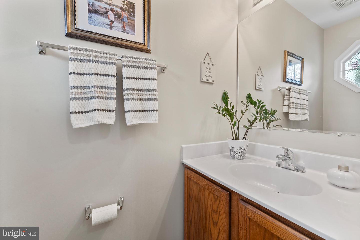 15 JASON CT, STAFFORD, Virginia 22554, 6 Bedrooms Bedrooms, ,4 BathroomsBathrooms,Residential,For sale,15 JASON CT,VAST2044134 MLS # VAST2044134 15 JASON CT, STAFFORD, Virginia 22554, 6 Bedrooms Bedrooms, ,4 BathroomsBathrooms,Residential,For sale,15 JASON CT,VAST2044134 MLS # VAST2044134