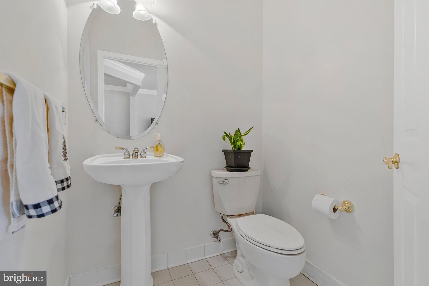 43035 RUNDLE TER, LEESBURG, Virginia 20176, 3 Bedrooms Bedrooms, ,3 BathroomsBathrooms,Residential,For sale,43035 RUNDLE TER,VALO2110952 MLS # VALO2110952 43035 RUNDLE TER, LEESBURG, Virginia 20176, 3 Bedrooms Bedrooms, ,3 BathroomsBathrooms,Residential,For sale,43035 RUNDLE TER,VALO2110952 MLS # VALO2110952