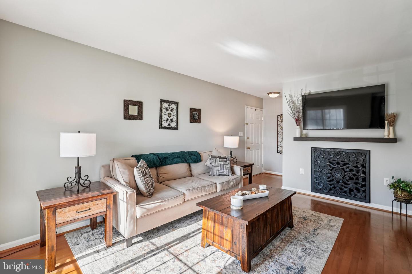 116 WESTWICK CT #3, STERLING, Virginia 20165, 2 Bedrooms Bedrooms, ,1 BathroomBathrooms,Residential,For sale,116 WESTWICK CT #3,VALO2111026 MLS # VALO2111026 116 WESTWICK CT #3, STERLING, Virginia 20165, 2 Bedrooms Bedrooms, ,1 BathroomBathrooms,Residential,For sale,116 WESTWICK CT #3,VALO2111026 MLS # VALO2111026