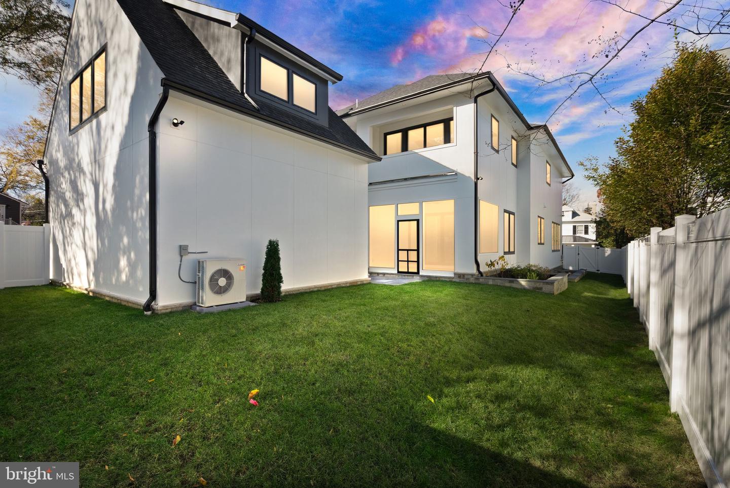 3108 6TH ST N, ARLINGTON, Virginia 22201, 8 Bedrooms Bedrooms, ,8 BathroomsBathrooms,Residential,For sale,3108 6TH ST N,VAAR2066020 MLS # VAAR2066020 3108 6TH ST N, ARLINGTON, Virginia 22201, 8 Bedrooms Bedrooms, ,8 BathroomsBathrooms,Residential,For sale,3108 6TH ST N,VAAR2066020 MLS # VAAR2066020