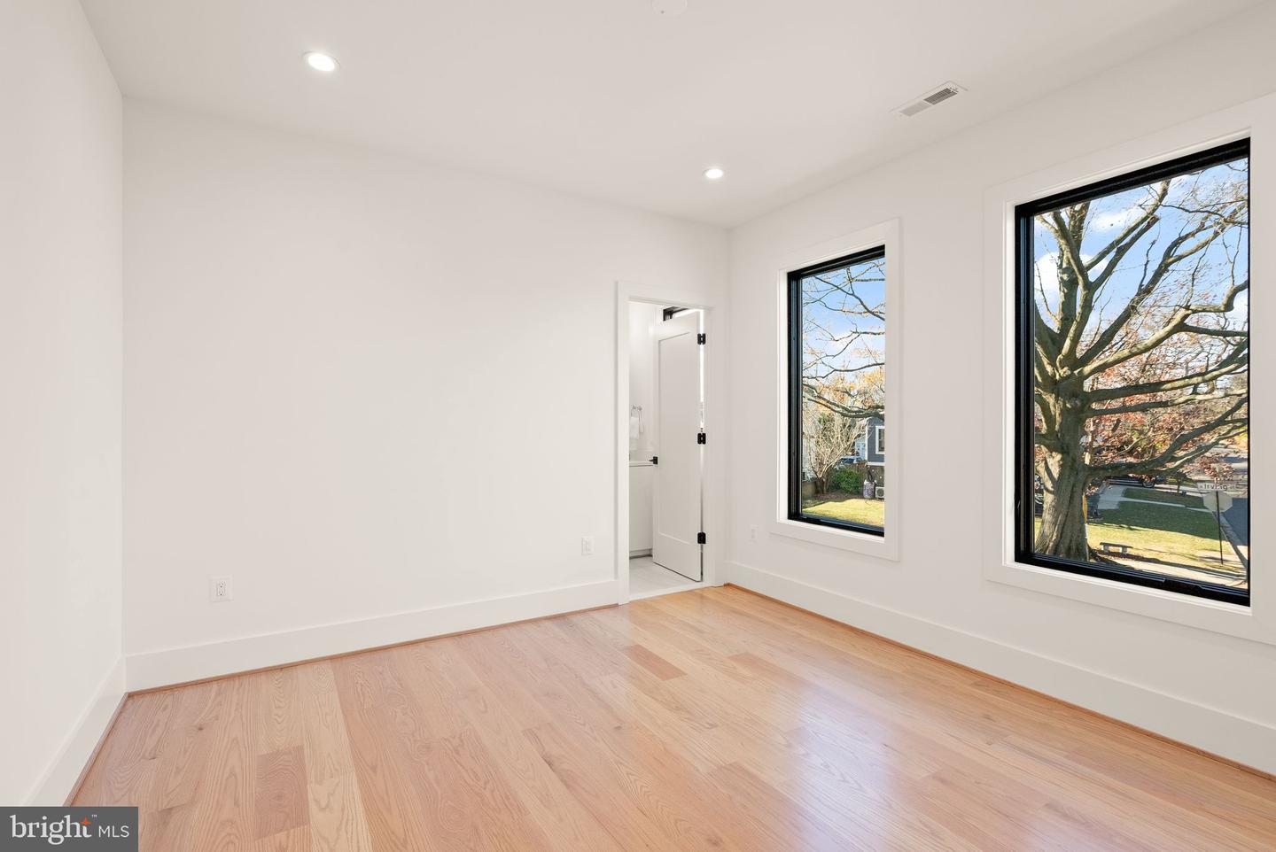 3108 6TH ST N, ARLINGTON, Virginia 22201, 8 Bedrooms Bedrooms, ,8 BathroomsBathrooms,Residential,For sale,3108 6TH ST N,VAAR2066020 MLS # VAAR2066020 3108 6TH ST N, ARLINGTON, Virginia 22201, 8 Bedrooms Bedrooms, ,8 BathroomsBathrooms,Residential,For sale,3108 6TH ST N,VAAR2066020 MLS # VAAR2066020