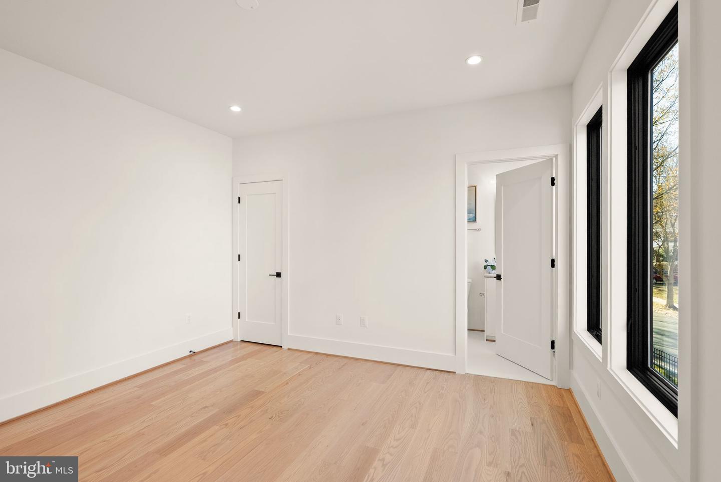 3108 6TH ST N, ARLINGTON, Virginia 22201, 8 Bedrooms Bedrooms, ,8 BathroomsBathrooms,Residential,For sale,3108 6TH ST N,VAAR2066020 MLS # VAAR2066020 3108 6TH ST N, ARLINGTON, Virginia 22201, 8 Bedrooms Bedrooms, ,8 BathroomsBathrooms,Residential,For sale,3108 6TH ST N,VAAR2066020 MLS # VAAR2066020