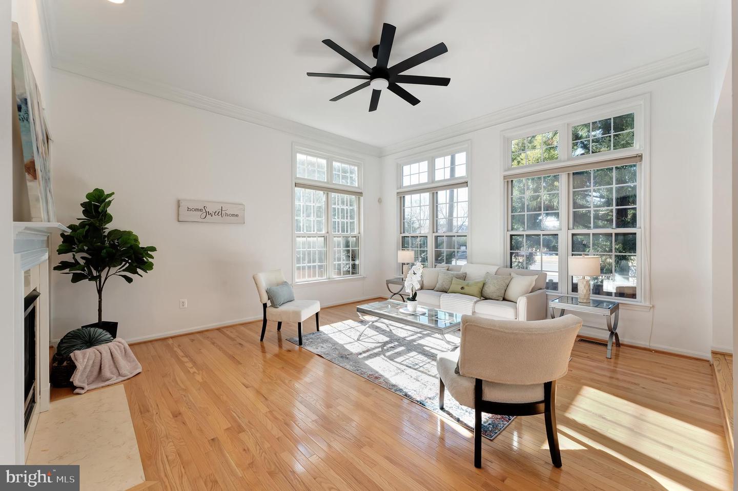 7204 LYNDAM HILL CIR, LORTON, Virginia 22079, 5 Bedrooms Bedrooms, ,3 BathroomsBathrooms,Residential,For sale,7204 LYNDAM HILL CIR,VAFX2279044 MLS # VAFX2279044 7204 LYNDAM HILL CIR, LORTON, Virginia 22079, 5 Bedrooms Bedrooms, ,3 BathroomsBathrooms,Residential,For sale,7204 LYNDAM HILL CIR,VAFX2279044 MLS # VAFX2279044