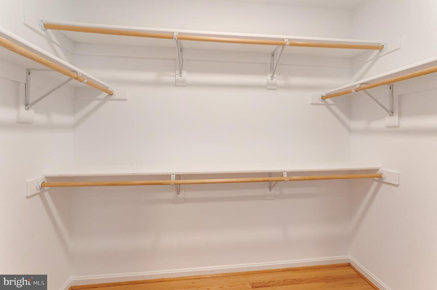 7204 LYNDAM HILL CIR, LORTON, Virginia 22079, 5 Bedrooms Bedrooms, ,3 BathroomsBathrooms,Residential,For sale,7204 LYNDAM HILL CIR,VAFX2279044 MLS # VAFX2279044 7204 LYNDAM HILL CIR, LORTON, Virginia 22079, 5 Bedrooms Bedrooms, ,3 BathroomsBathrooms,Residential,For sale,7204 LYNDAM HILL CIR,VAFX2279044 MLS # VAFX2279044