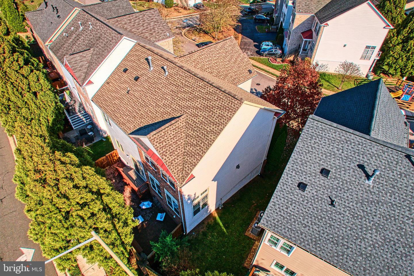 7204 LYNDAM HILL CIR, LORTON, Virginia 22079, 5 Bedrooms Bedrooms, ,3 BathroomsBathrooms,Residential,For sale,7204 LYNDAM HILL CIR,VAFX2279044 MLS # VAFX2279044 7204 LYNDAM HILL CIR, LORTON, Virginia 22079, 5 Bedrooms Bedrooms, ,3 BathroomsBathrooms,Residential,For sale,7204 LYNDAM HILL CIR,VAFX2279044 MLS # VAFX2279044