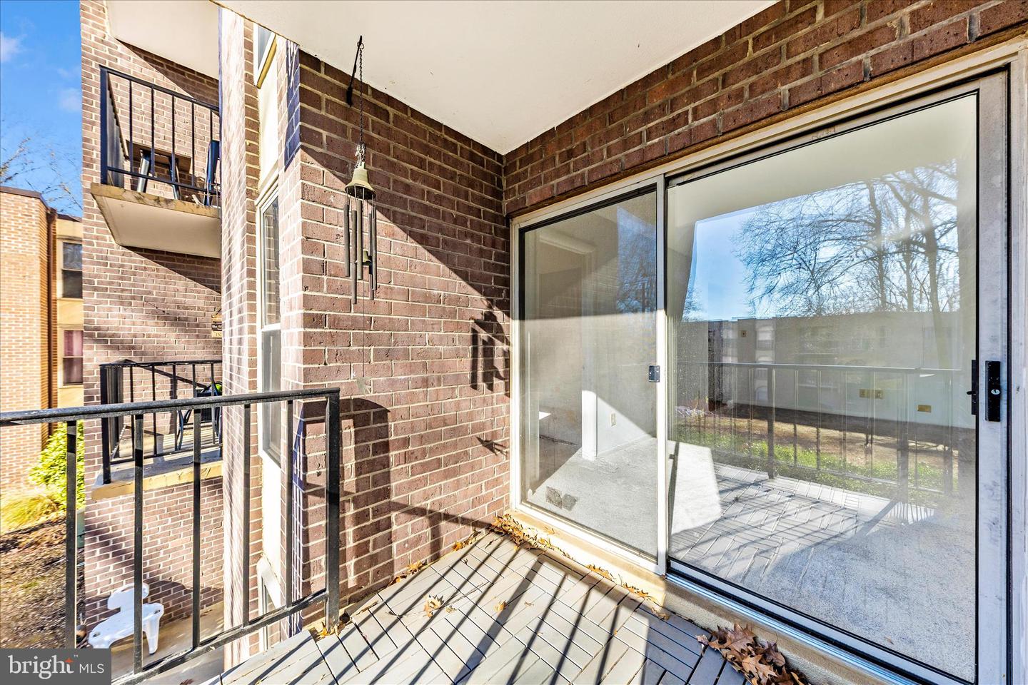 3316 WOODBURN VILLAGE DR #12, ANNANDALE, Virginia 22003, 2 Bedrooms Bedrooms, ,1 BathroomBathrooms,Residential,For sale,3316 WOODBURN VILLAGE DR #12,VAFX2279220 MLS # VAFX2279220