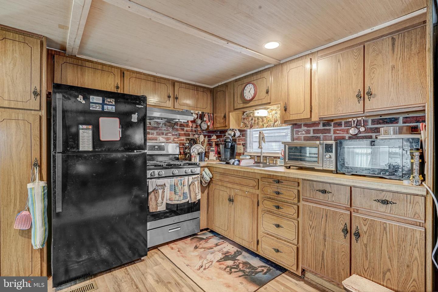 5372 MCCLEARY DR, CHINCOTEAGUE ISLAND, Virginia 23336, 2 Bedrooms Bedrooms, ,2 BathroomsBathrooms,Residential,For sale,5372 MCCLEARY DR,VAAC2002400 MLS # VAAC2002400 5372 MCCLEARY DR, CHINCOTEAGUE ISLAND, Virginia 23336, 2 Bedrooms Bedrooms, ,2 BathroomsBathrooms,Residential,For sale,5372 MCCLEARY DR,VAAC2002400 MLS # VAAC2002400