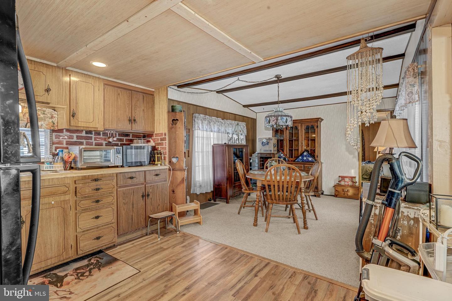 5372 MCCLEARY DR, CHINCOTEAGUE ISLAND, Virginia 23336, 2 Bedrooms Bedrooms, ,2 BathroomsBathrooms,Residential,For sale,5372 MCCLEARY DR,VAAC2002400 MLS # VAAC2002400 5372 MCCLEARY DR, CHINCOTEAGUE ISLAND, Virginia 23336, 2 Bedrooms Bedrooms, ,2 BathroomsBathrooms,Residential,For sale,5372 MCCLEARY DR,VAAC2002400 MLS # VAAC2002400