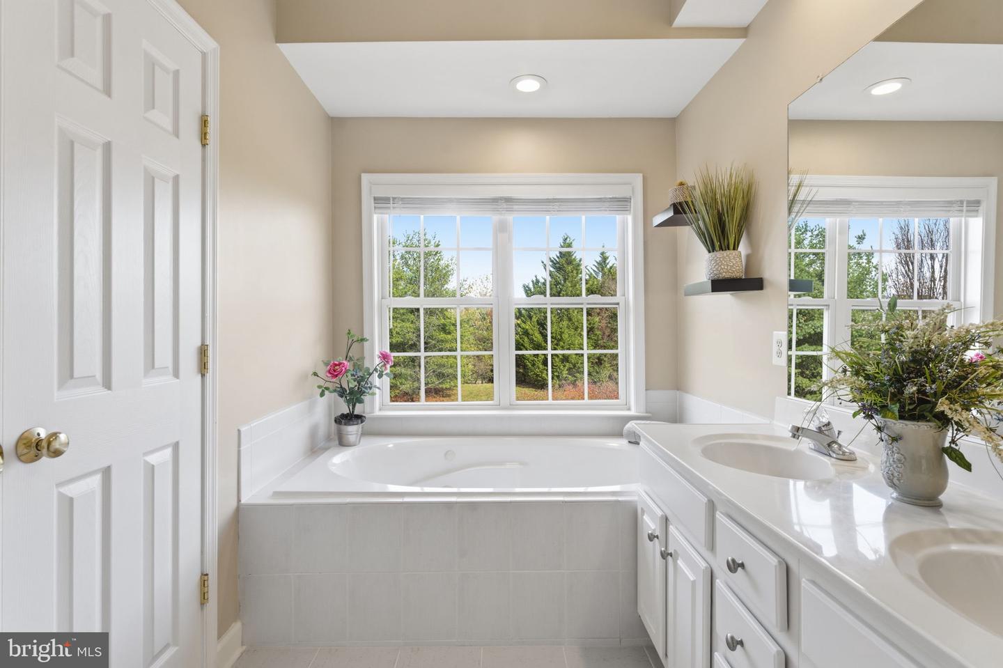 1538 ARTILLERY TER NE, LEESBURG, Virginia 20176, 3 Bedrooms Bedrooms, ,3 BathroomsBathrooms,Residential,For sale,1538 ARTILLERY TER NE,VALO2111274 MLS # VALO2111274 1538 ARTILLERY TER NE, LEESBURG, Virginia 20176, 3 Bedrooms Bedrooms, ,3 BathroomsBathrooms,Residential,For sale,1538 ARTILLERY TER NE,VALO2111274 MLS # VALO2111274