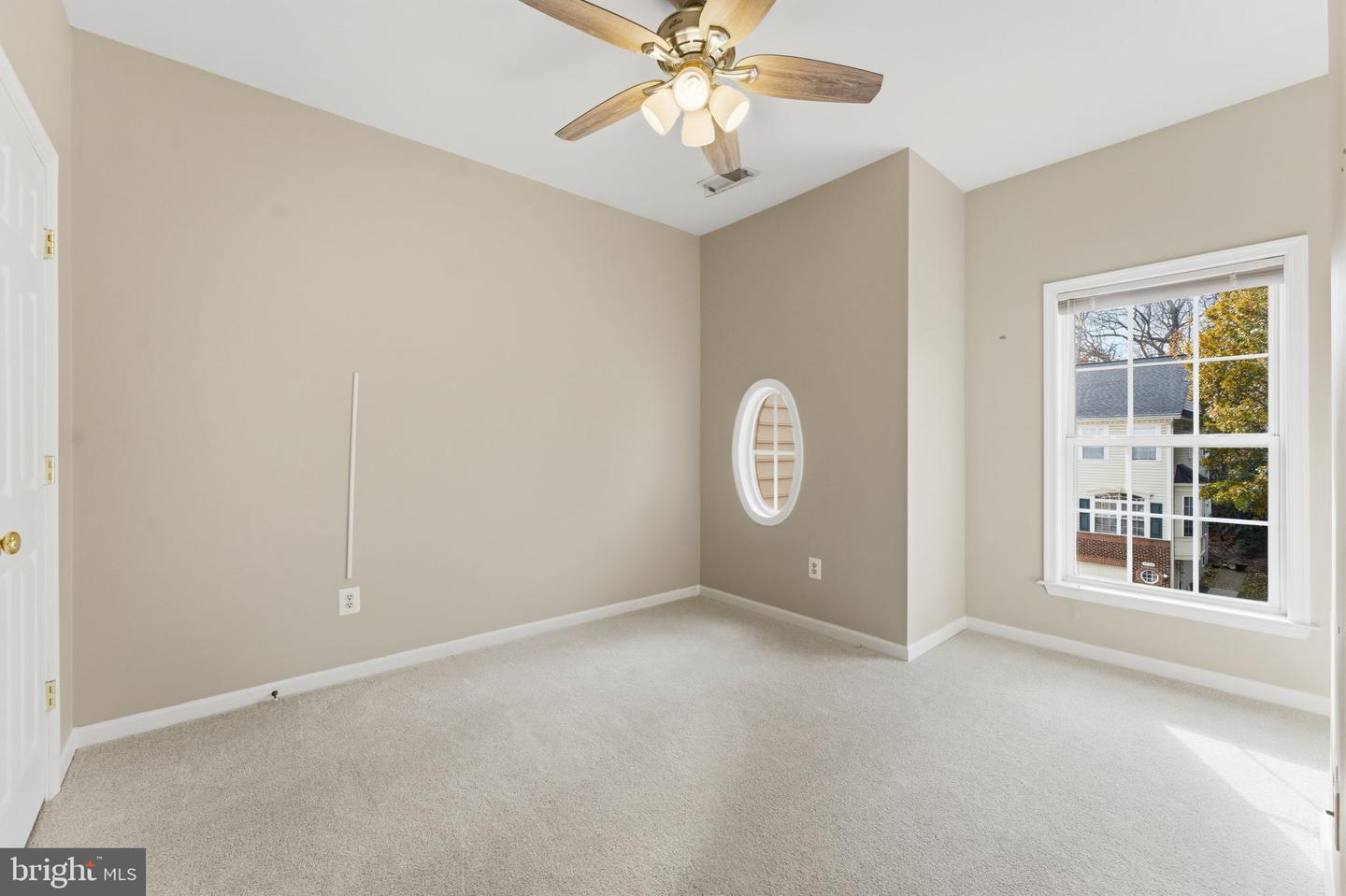 1538 ARTILLERY TER NE, LEESBURG, Virginia 20176, 3 Bedrooms Bedrooms, ,3 BathroomsBathrooms,Residential,For sale,1538 ARTILLERY TER NE,VALO2111274 MLS # VALO2111274 1538 ARTILLERY TER NE, LEESBURG, Virginia 20176, 3 Bedrooms Bedrooms, ,3 BathroomsBathrooms,Residential,For sale,1538 ARTILLERY TER NE,VALO2111274 MLS # VALO2111274