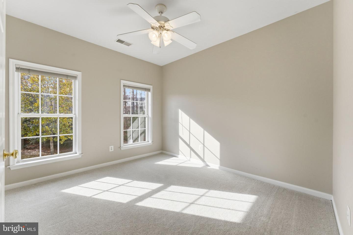 1538 ARTILLERY TER NE, LEESBURG, Virginia 20176, 3 Bedrooms Bedrooms, ,3 BathroomsBathrooms,Residential,For sale,1538 ARTILLERY TER NE,VALO2111274 MLS # VALO2111274 1538 ARTILLERY TER NE, LEESBURG, Virginia 20176, 3 Bedrooms Bedrooms, ,3 BathroomsBathrooms,Residential,For sale,1538 ARTILLERY TER NE,VALO2111274 MLS # VALO2111274