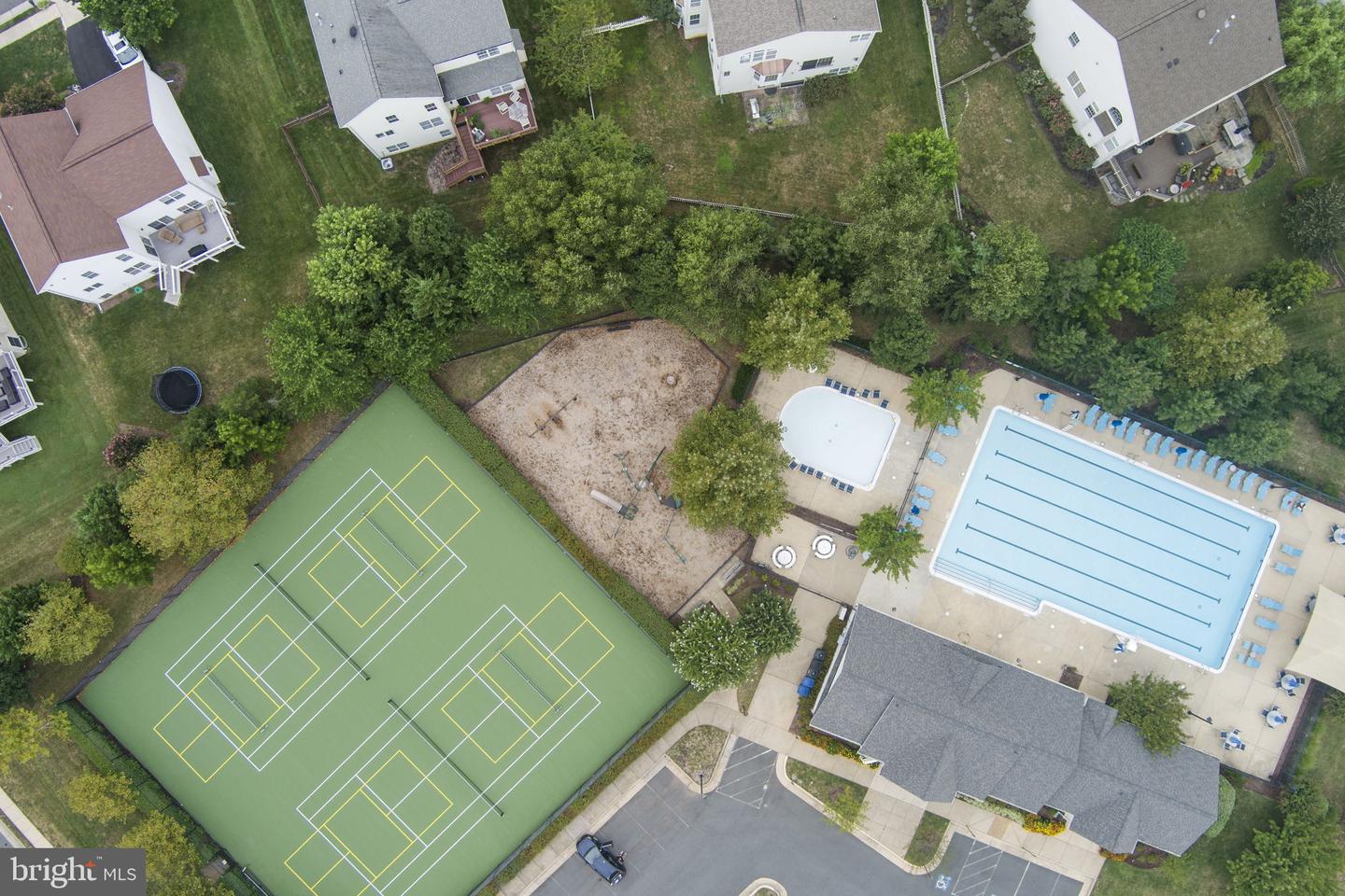 1538 ARTILLERY TER NE, LEESBURG, Virginia 20176, 3 Bedrooms Bedrooms, ,3 BathroomsBathrooms,Residential,For sale,1538 ARTILLERY TER NE,VALO2111274 MLS # VALO2111274 1538 ARTILLERY TER NE, LEESBURG, Virginia 20176, 3 Bedrooms Bedrooms, ,3 BathroomsBathrooms,Residential,For sale,1538 ARTILLERY TER NE,VALO2111274 MLS # VALO2111274