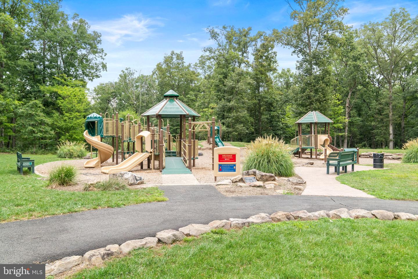 1538 ARTILLERY TER NE, LEESBURG, Virginia 20176, 3 Bedrooms Bedrooms, ,3 BathroomsBathrooms,Residential,For sale,1538 ARTILLERY TER NE,VALO2111274 MLS # VALO2111274 1538 ARTILLERY TER NE, LEESBURG, Virginia 20176, 3 Bedrooms Bedrooms, ,3 BathroomsBathrooms,Residential,For sale,1538 ARTILLERY TER NE,VALO2111274 MLS # VALO2111274