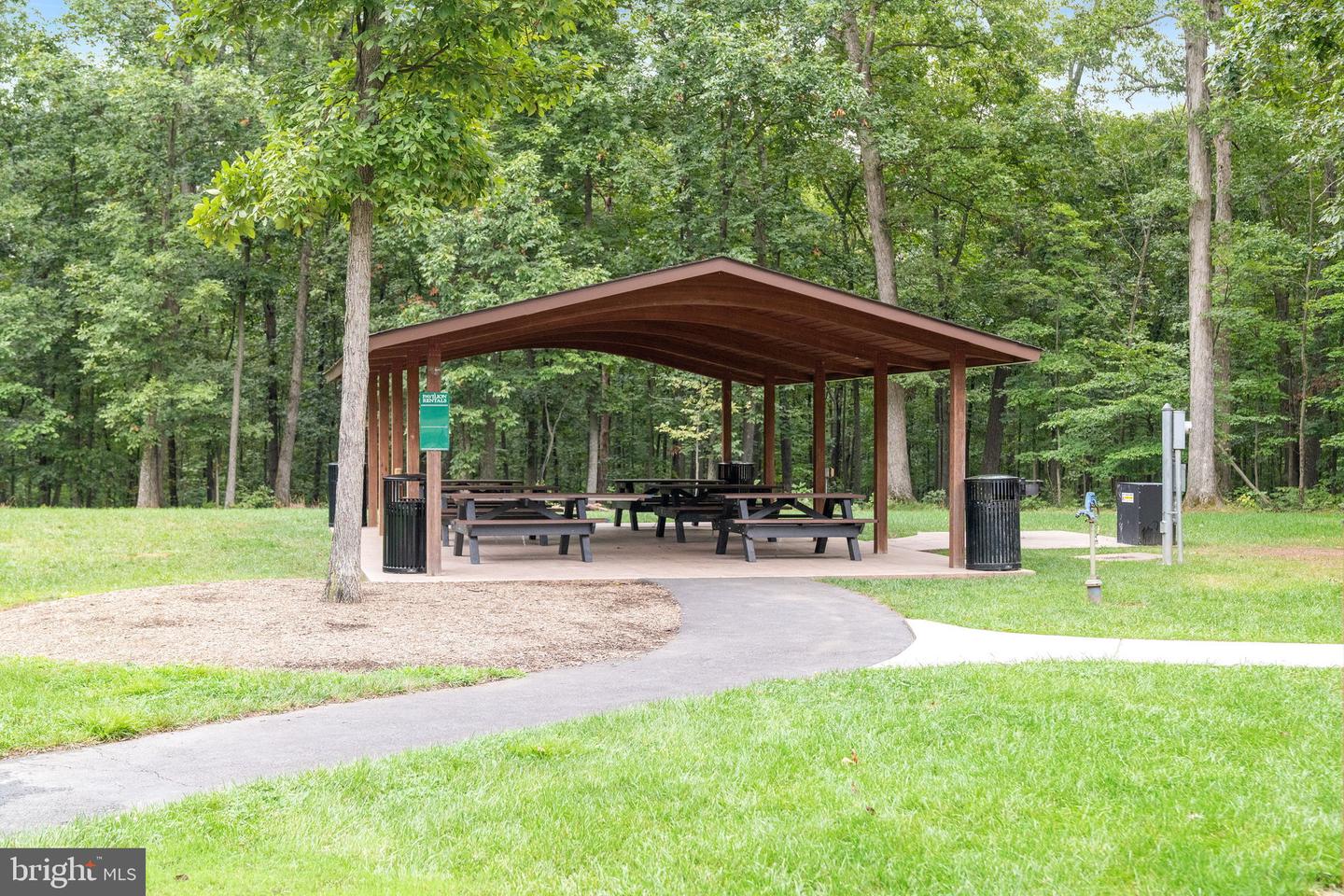 1538 ARTILLERY TER NE, LEESBURG, Virginia 20176, 3 Bedrooms Bedrooms, ,3 BathroomsBathrooms,Residential,For sale,1538 ARTILLERY TER NE,VALO2111274 MLS # VALO2111274 1538 ARTILLERY TER NE, LEESBURG, Virginia 20176, 3 Bedrooms Bedrooms, ,3 BathroomsBathrooms,Residential,For sale,1538 ARTILLERY TER NE,VALO2111274 MLS # VALO2111274