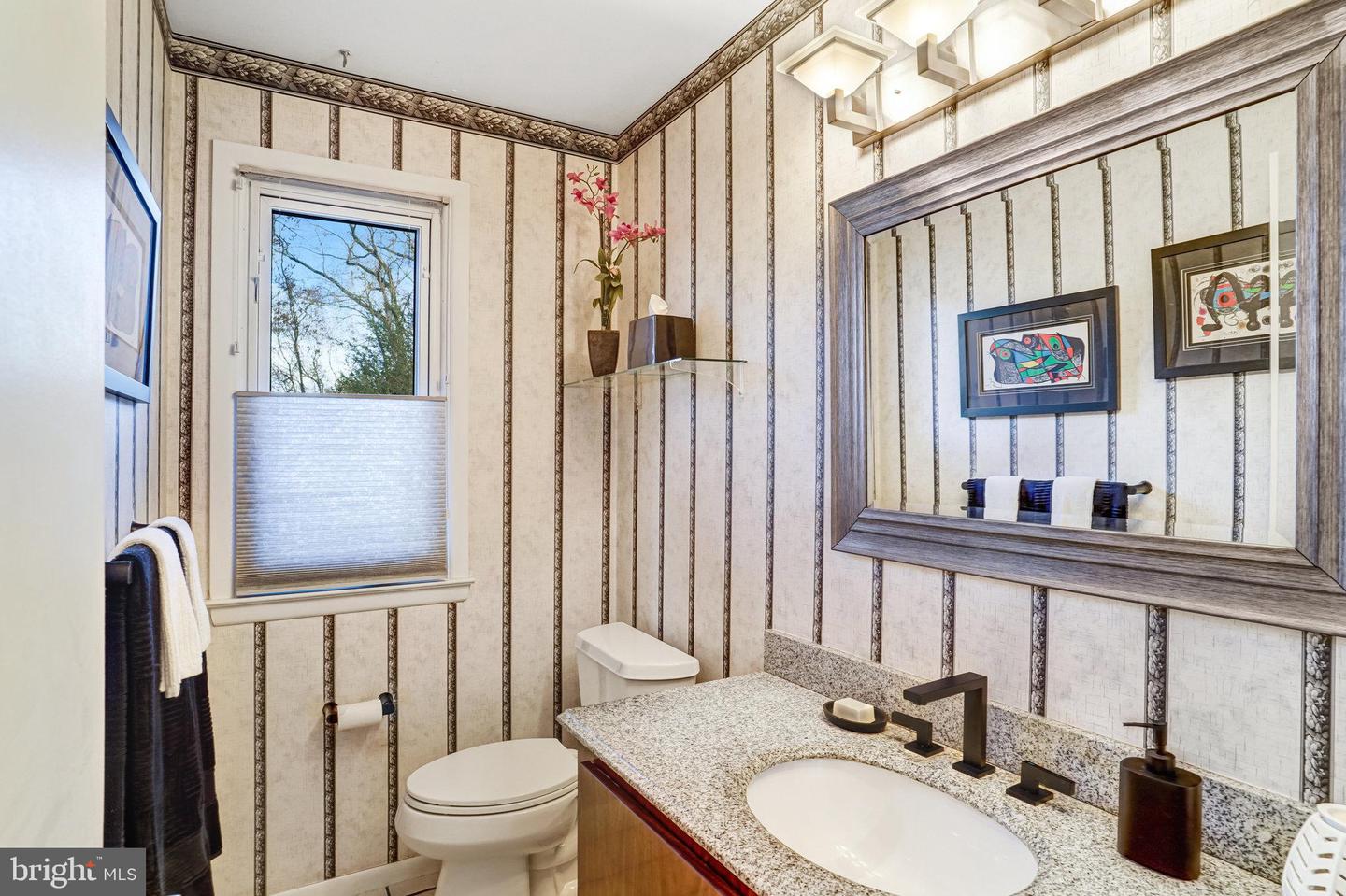 10906 MILLER RD, OAKTON, Virginia 22124, 4 Bedrooms Bedrooms, ,3 BathroomsBathrooms,Residential,For sale,10906 MILLER RD,VAFX2279618 MLS # VAFX2279618 10906 MILLER RD, OAKTON, Virginia 22124, 4 Bedrooms Bedrooms, ,3 BathroomsBathrooms,Residential,For sale,10906 MILLER RD,VAFX2279618 MLS # VAFX2279618