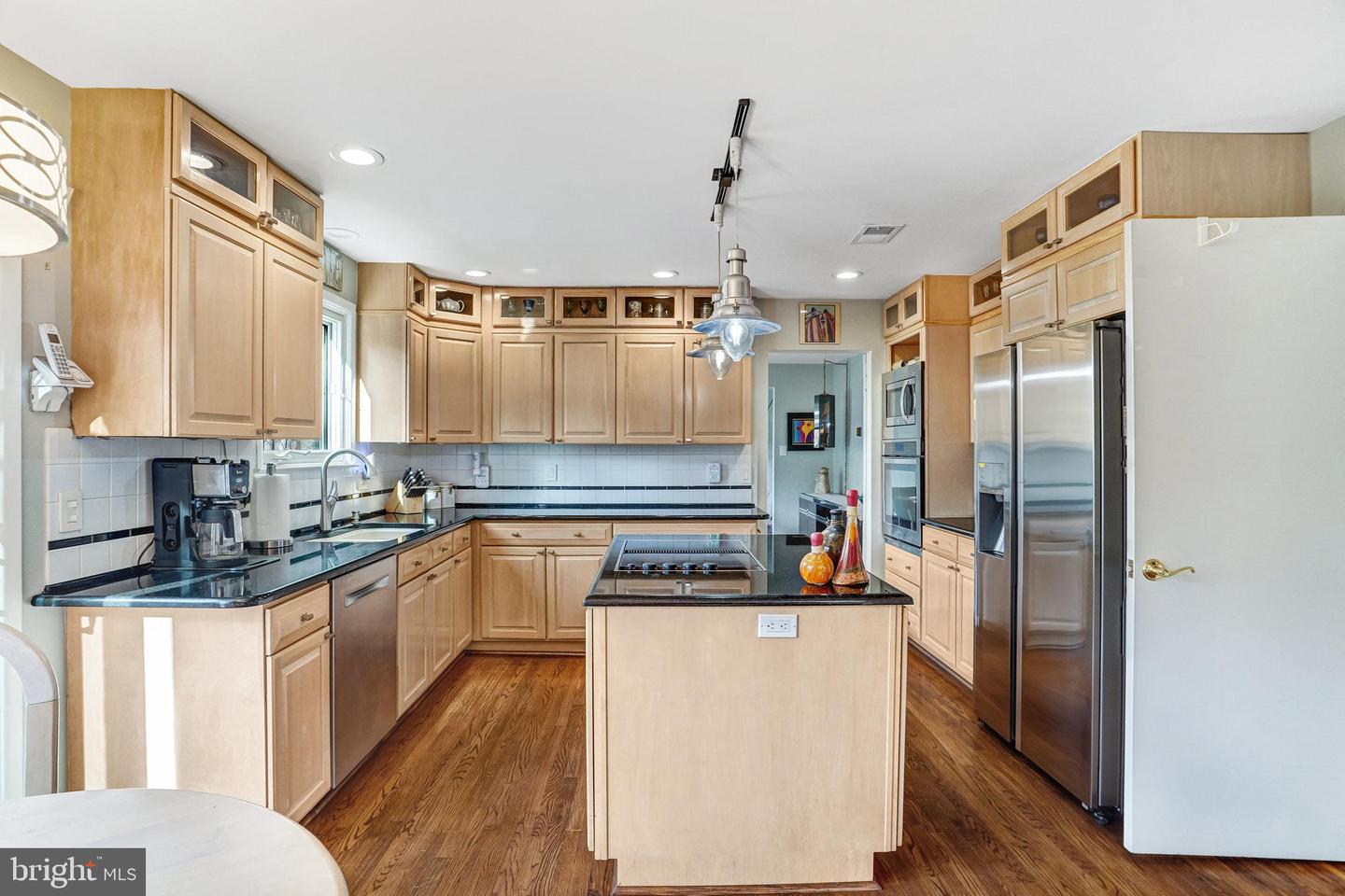 10906 MILLER RD, OAKTON, Virginia 22124, 4 Bedrooms Bedrooms, ,3 BathroomsBathrooms,Residential,For sale,10906 MILLER RD,VAFX2279618 MLS # VAFX2279618 10906 MILLER RD, OAKTON, Virginia 22124, 4 Bedrooms Bedrooms, ,3 BathroomsBathrooms,Residential,For sale,10906 MILLER RD,VAFX2279618 MLS # VAFX2279618