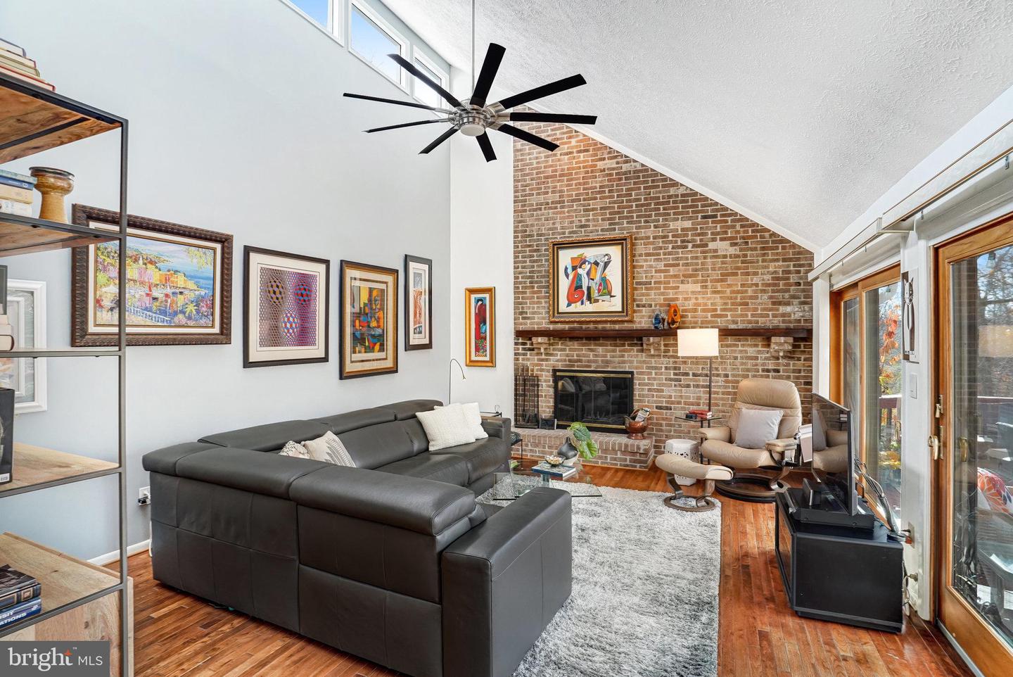 10906 MILLER RD, OAKTON, Virginia 22124, 4 Bedrooms Bedrooms, ,3 BathroomsBathrooms,Residential,For sale,10906 MILLER RD,VAFX2279618 MLS # VAFX2279618 10906 MILLER RD, OAKTON, Virginia 22124, 4 Bedrooms Bedrooms, ,3 BathroomsBathrooms,Residential,For sale,10906 MILLER RD,VAFX2279618 MLS # VAFX2279618