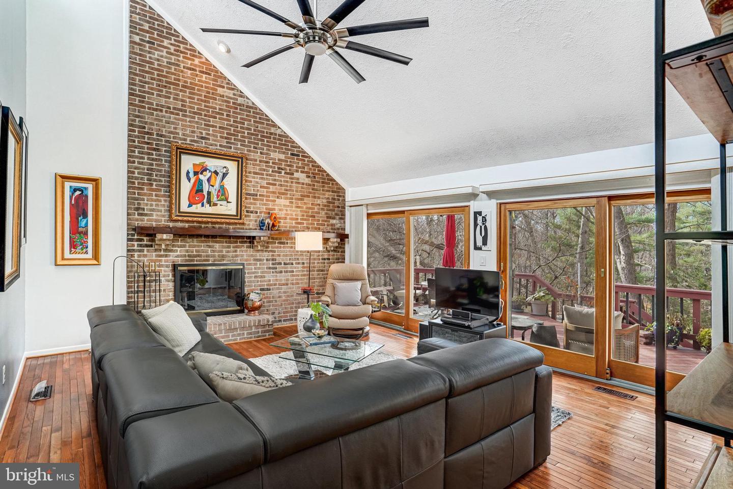 10906 MILLER RD, OAKTON, Virginia 22124, 4 Bedrooms Bedrooms, ,3 BathroomsBathrooms,Residential,For sale,10906 MILLER RD,VAFX2279618 MLS # VAFX2279618 10906 MILLER RD, OAKTON, Virginia 22124, 4 Bedrooms Bedrooms, ,3 BathroomsBathrooms,Residential,For sale,10906 MILLER RD,VAFX2279618 MLS # VAFX2279618