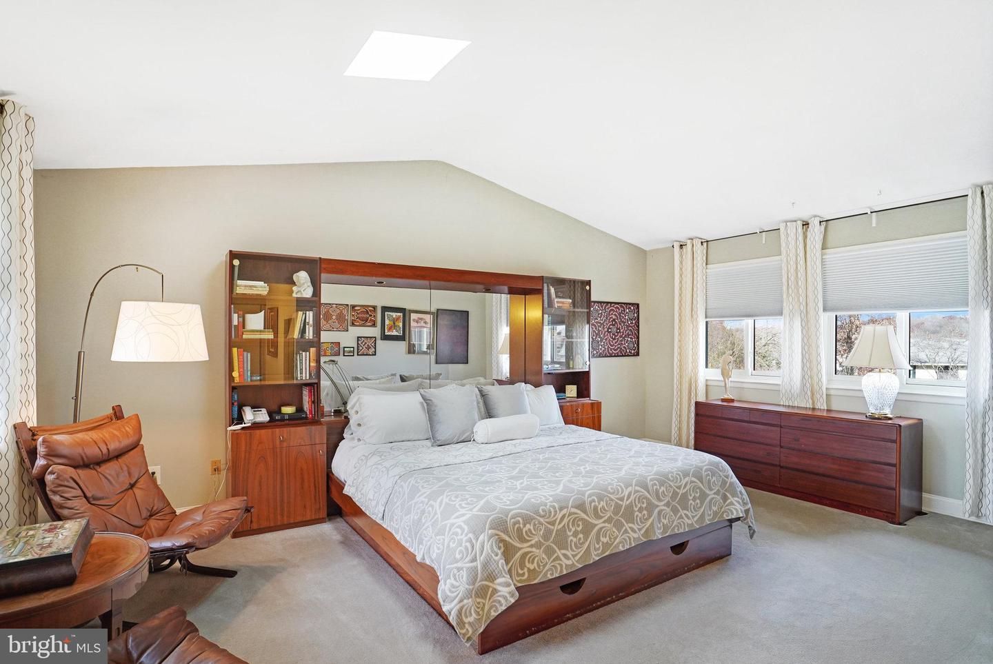 10906 MILLER RD, OAKTON, Virginia 22124, 4 Bedrooms Bedrooms, ,3 BathroomsBathrooms,Residential,For sale,10906 MILLER RD,VAFX2279618 MLS # VAFX2279618 10906 MILLER RD, OAKTON, Virginia 22124, 4 Bedrooms Bedrooms, ,3 BathroomsBathrooms,Residential,For sale,10906 MILLER RD,VAFX2279618 MLS # VAFX2279618