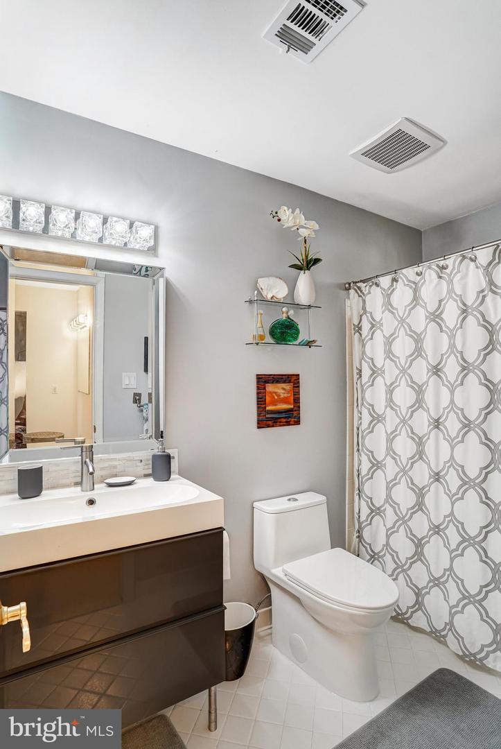 10906 MILLER RD, OAKTON, Virginia 22124, 4 Bedrooms Bedrooms, ,3 BathroomsBathrooms,Residential,For sale,10906 MILLER RD,VAFX2279618 MLS # VAFX2279618 10906 MILLER RD, OAKTON, Virginia 22124, 4 Bedrooms Bedrooms, ,3 BathroomsBathrooms,Residential,For sale,10906 MILLER RD,VAFX2279618 MLS # VAFX2279618