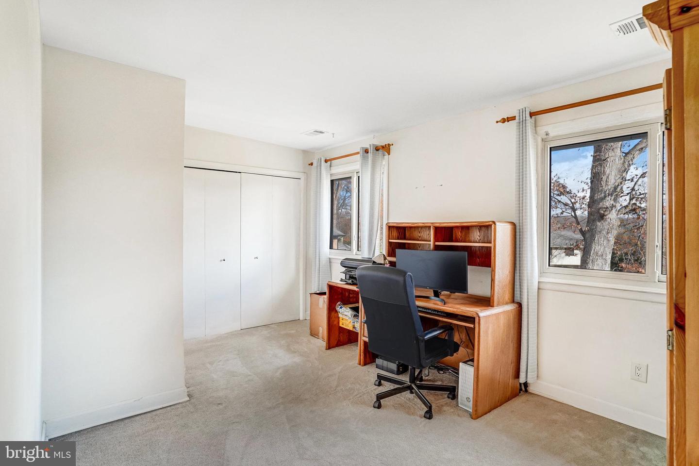 10906 MILLER RD, OAKTON, Virginia 22124, 4 Bedrooms Bedrooms, ,3 BathroomsBathrooms,Residential,For sale,10906 MILLER RD,VAFX2279618 MLS # VAFX2279618 10906 MILLER RD, OAKTON, Virginia 22124, 4 Bedrooms Bedrooms, ,3 BathroomsBathrooms,Residential,For sale,10906 MILLER RD,VAFX2279618 MLS # VAFX2279618