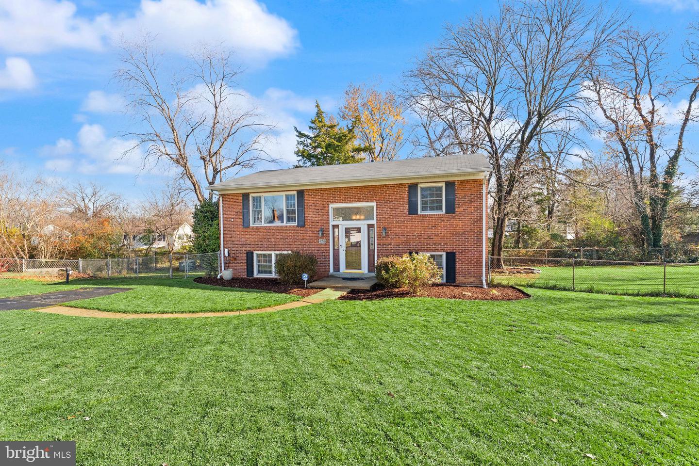 6101 BRIARVIEW CT, ALEXANDRIA, Virginia 22310, 3 Bedrooms Bedrooms, ,2 BathroomsBathrooms,Residential,For sale,6101 BRIARVIEW CT,VAFX2279628 MLS # VAFX2279628