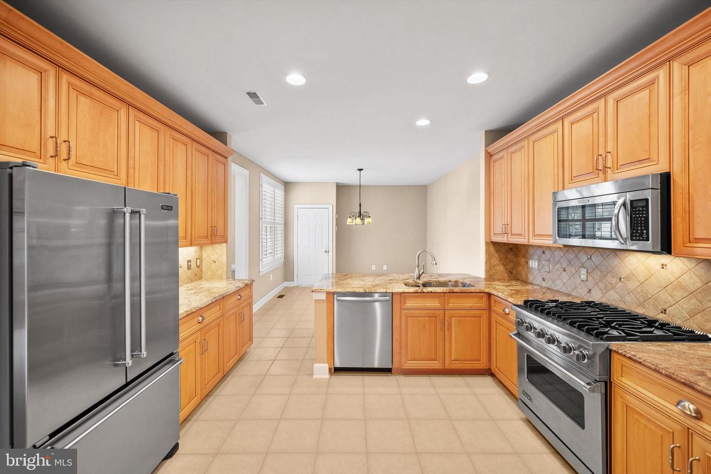 18426 LANIER ISLAND SQ, LEESBURG, Virginia 20176, 3 Bedrooms Bedrooms, ,2 BathroomsBathrooms,Residential,For sale,18426 LANIER ISLAND SQ,VALO2111386 MLS # VALO2111386