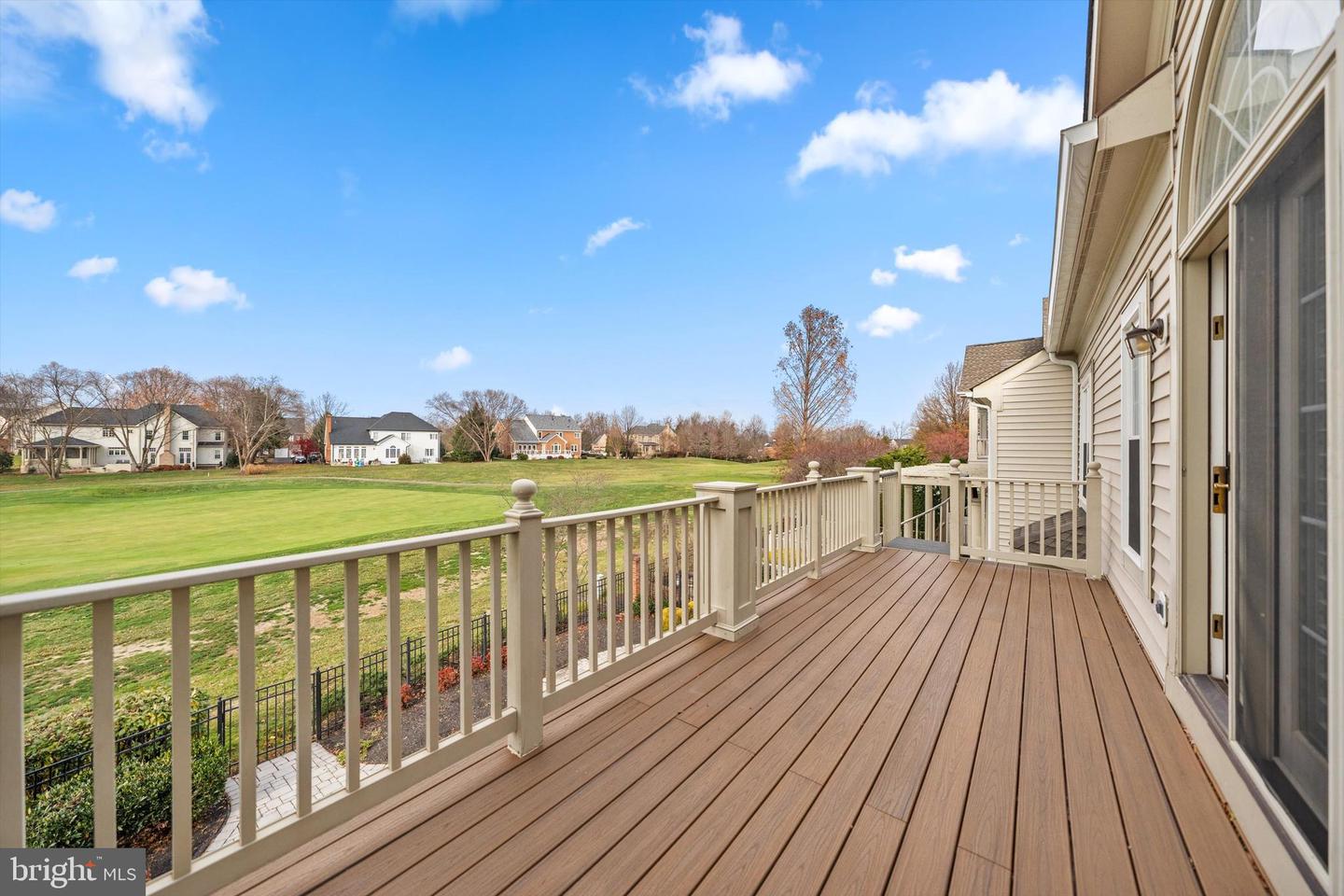 18426 LANIER ISLAND SQ, LEESBURG, Virginia 20176, 3 Bedrooms Bedrooms, ,2 BathroomsBathrooms,Residential,For sale,18426 LANIER ISLAND SQ,VALO2111386 MLS # VALO2111386