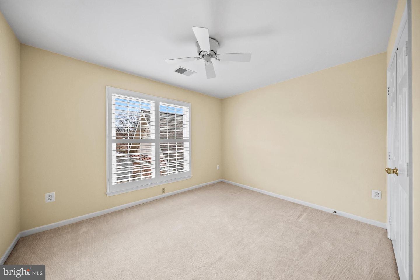 18426 LANIER ISLAND SQ, LEESBURG, Virginia 20176, 3 Bedrooms Bedrooms, ,2 BathroomsBathrooms,Residential,For sale,18426 LANIER ISLAND SQ,VALO2111386 MLS # VALO2111386