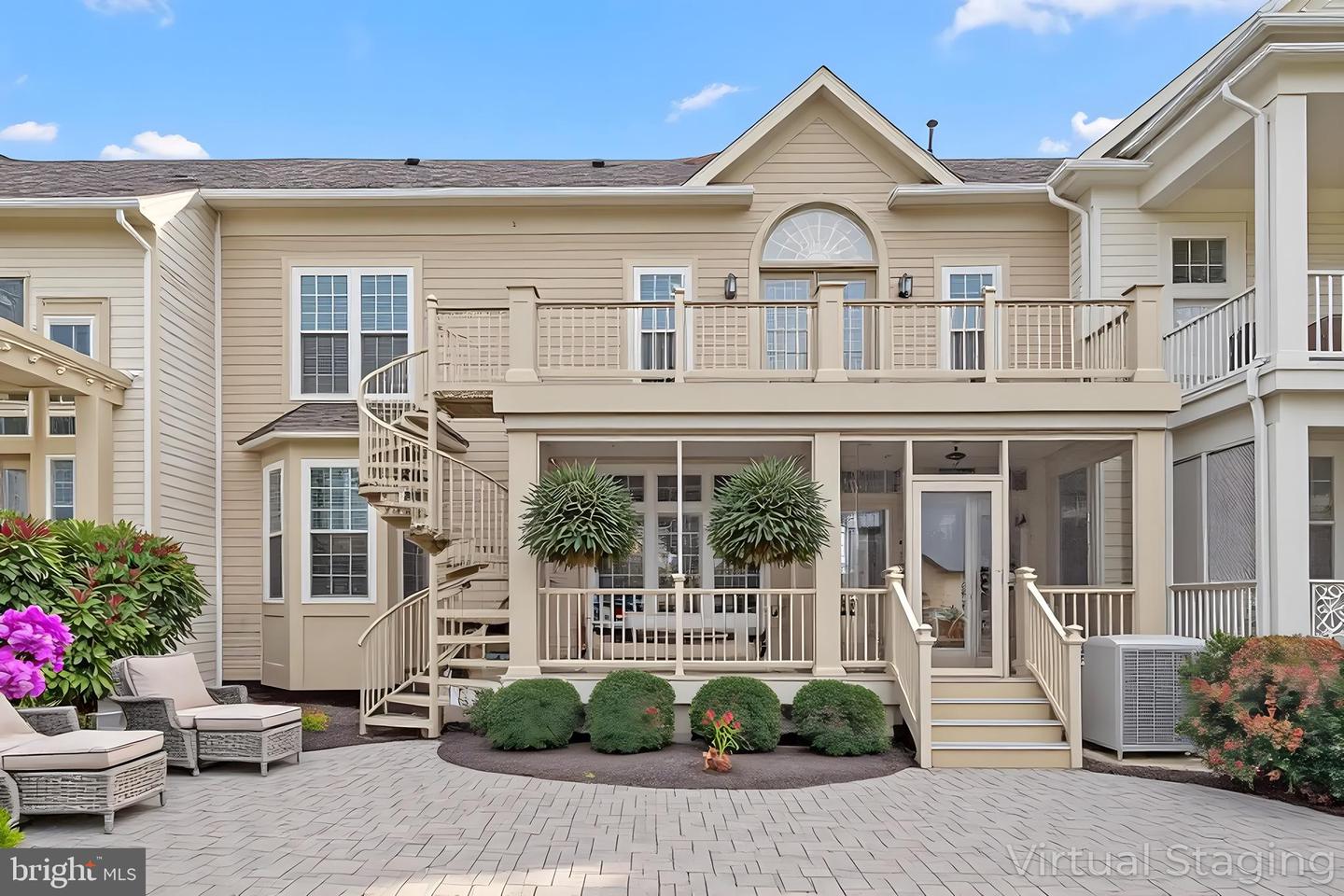 18426 LANIER ISLAND SQ, LEESBURG, Virginia 20176, 3 Bedrooms Bedrooms, ,2 BathroomsBathrooms,Residential,For sale,18426 LANIER ISLAND SQ,VALO2111386 MLS # VALO2111386