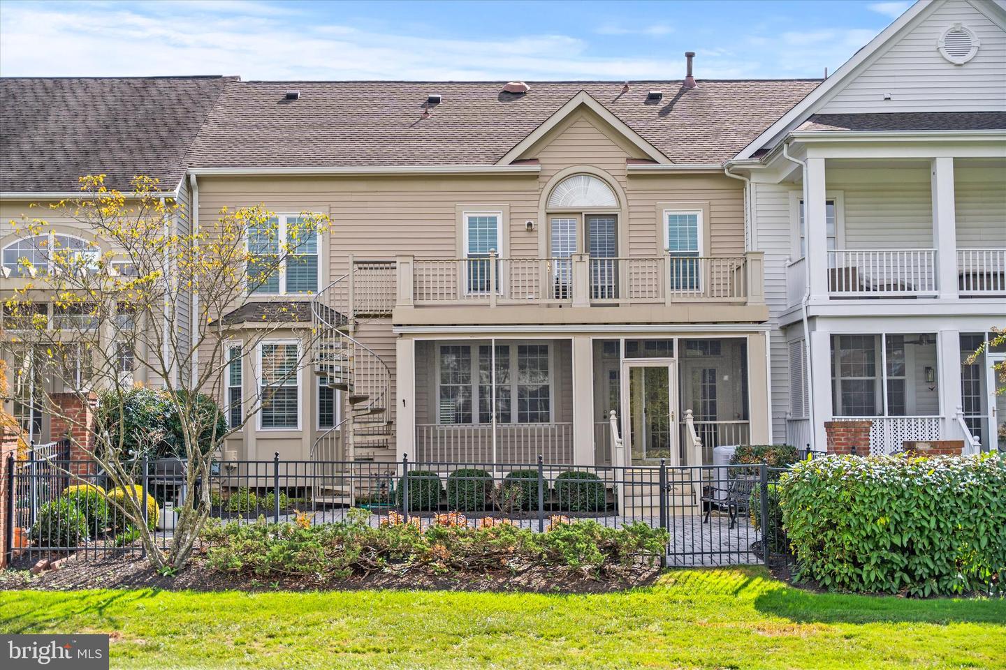 18426 LANIER ISLAND SQ, LEESBURG, Virginia 20176, 3 Bedrooms Bedrooms, ,2 BathroomsBathrooms,Residential,For sale,18426 LANIER ISLAND SQ,VALO2111386 MLS # VALO2111386