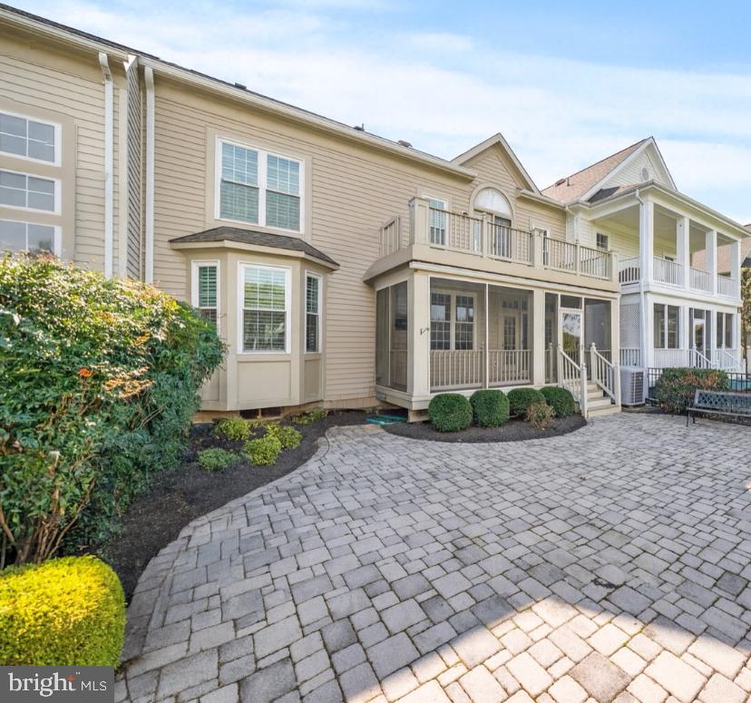 18426 LANIER ISLAND SQ, LEESBURG, Virginia 20176, 3 Bedrooms Bedrooms, ,2 BathroomsBathrooms,Residential,For sale,18426 LANIER ISLAND SQ,VALO2111386 MLS # VALO2111386