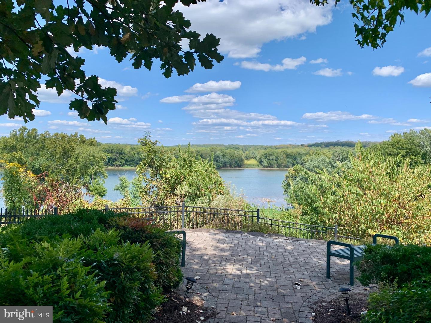 18426 LANIER ISLAND SQ, LEESBURG, Virginia 20176, 3 Bedrooms Bedrooms, ,2 BathroomsBathrooms,Residential,For sale,18426 LANIER ISLAND SQ,VALO2111386 MLS # VALO2111386