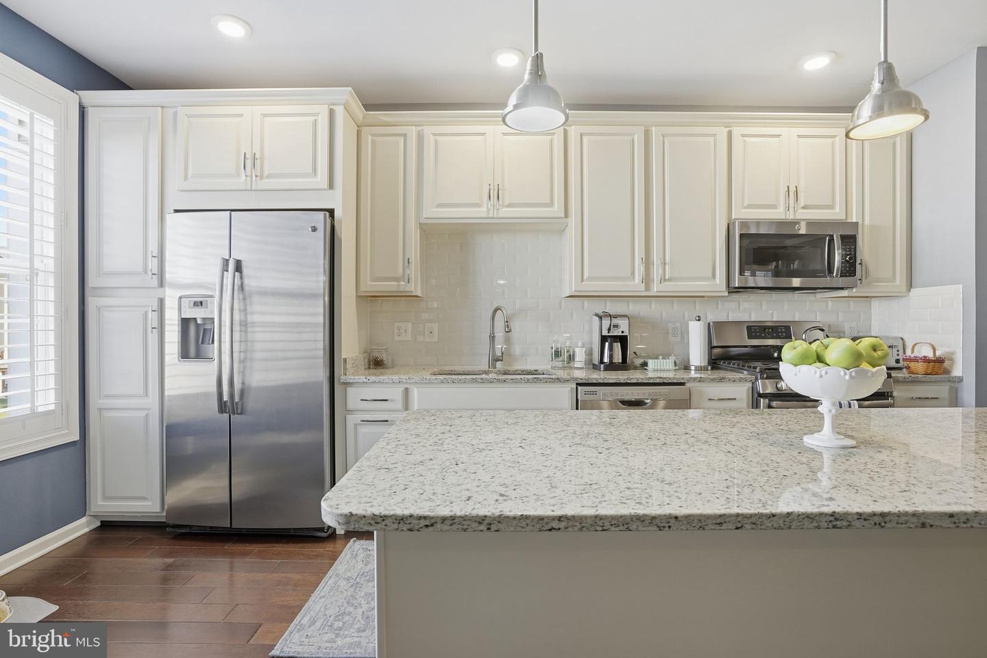 43031 FOXTRAIL WOODS TER #103, ASHBURN, Virginia 20148, 2 Bedrooms Bedrooms, ,2 BathroomsBathrooms,Residential,For sale,43031 FOXTRAIL WOODS TER #103,VALO2111432 MLS # VALO2111432