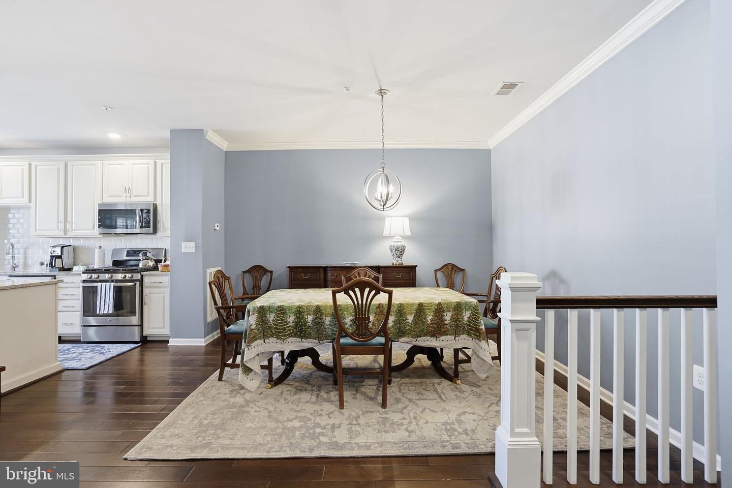 43031 FOXTRAIL WOODS TER #103, ASHBURN, Virginia 20148, 2 Bedrooms Bedrooms, ,2 BathroomsBathrooms,Residential,For sale,43031 FOXTRAIL WOODS TER #103,VALO2111432 MLS # VALO2111432