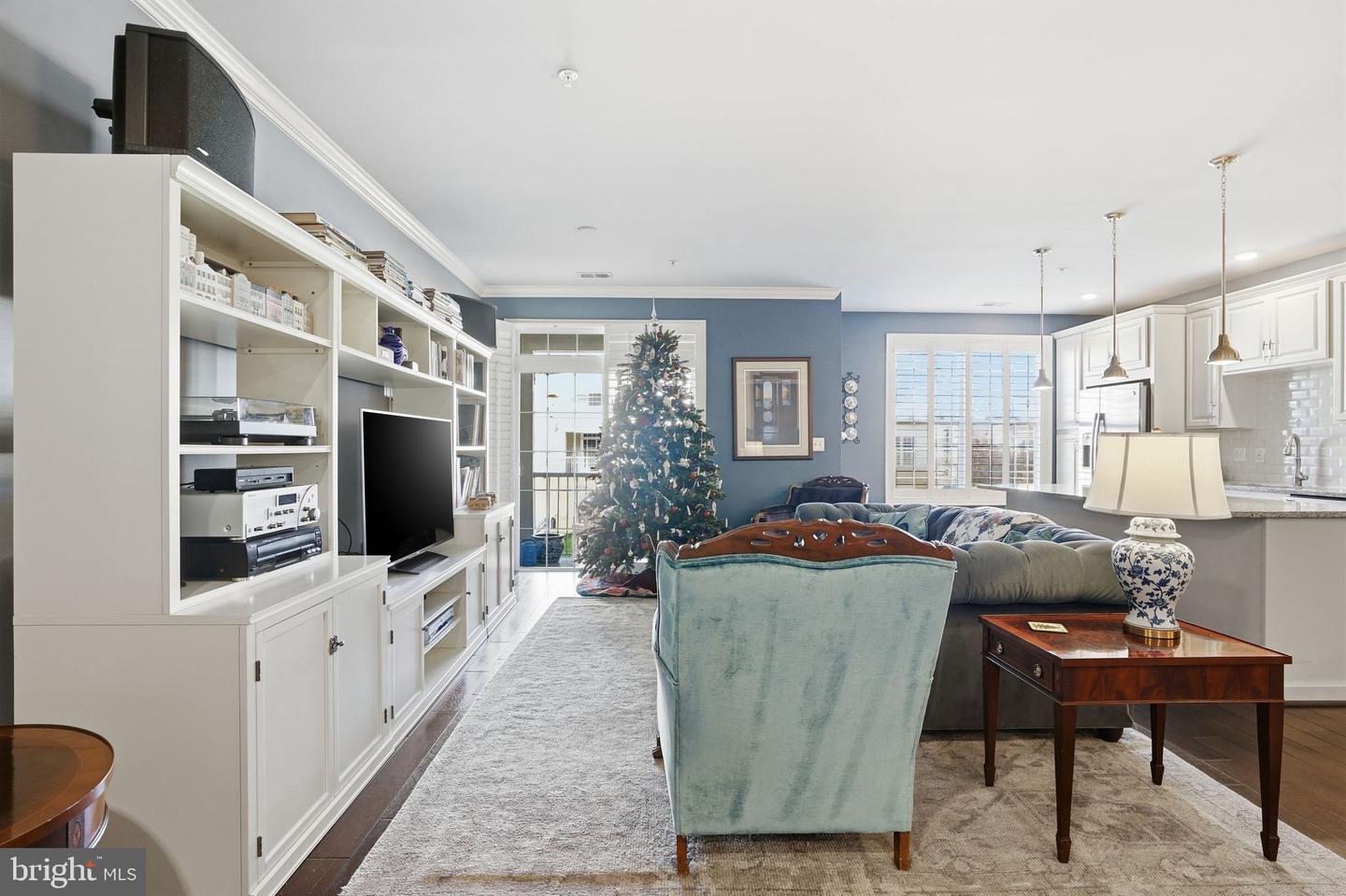 43031 FOXTRAIL WOODS TER #103, ASHBURN, Virginia 20148, 2 Bedrooms Bedrooms, ,2 BathroomsBathrooms,Residential,For sale,43031 FOXTRAIL WOODS TER #103,VALO2111432 MLS # VALO2111432