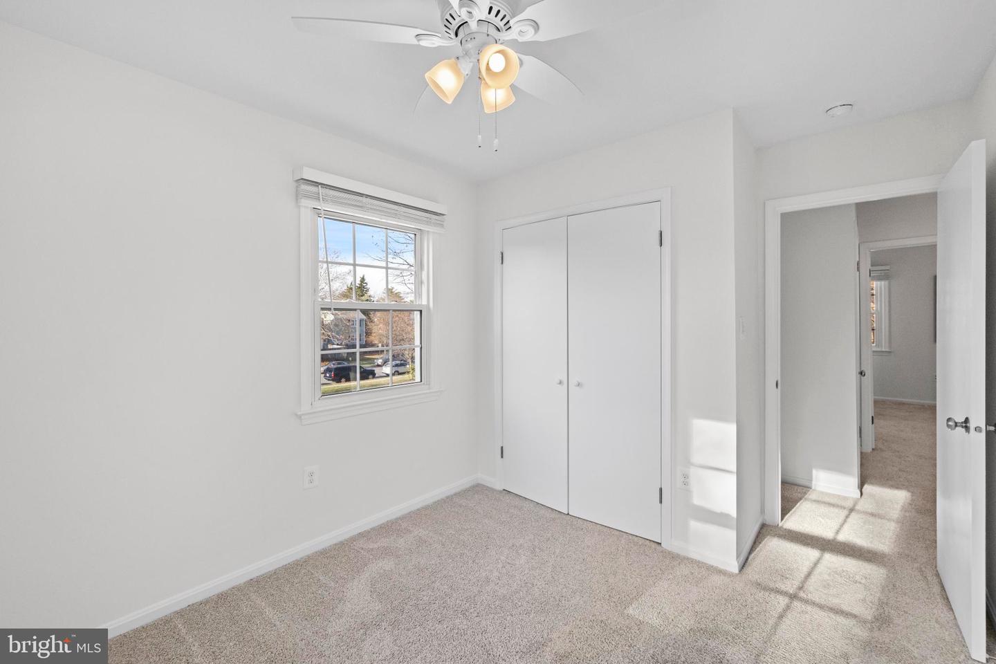 359 LINDEN CT, HERNDON, Virginia 20170, 3 Bedrooms Bedrooms, 11 Rooms Rooms,2 BathroomsBathrooms,Residential,For sale,359 LINDEN CT,VAFX2280022 MLS # VAFX2280022