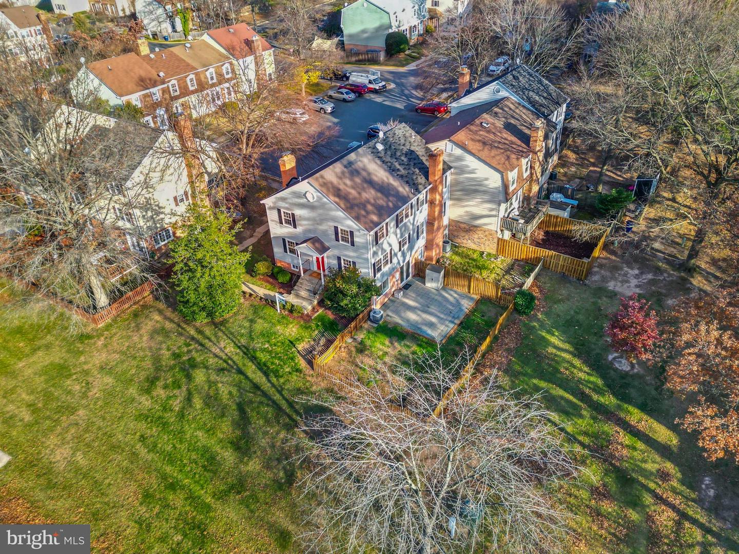 359 LINDEN CT, HERNDON, Virginia 20170, 3 Bedrooms Bedrooms, 11 Rooms Rooms,2 BathroomsBathrooms,Residential,For sale,359 LINDEN CT,VAFX2280022 MLS # VAFX2280022