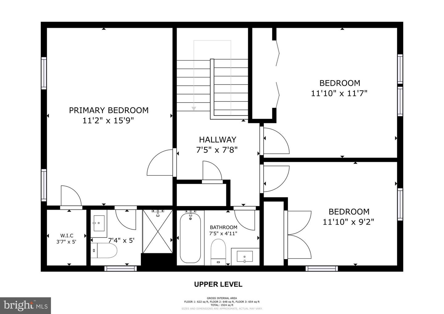 359 LINDEN CT, HERNDON, Virginia 20170, 3 Bedrooms Bedrooms, 11 Rooms Rooms,2 BathroomsBathrooms,Residential,For sale,359 LINDEN CT,VAFX2280022 MLS # VAFX2280022