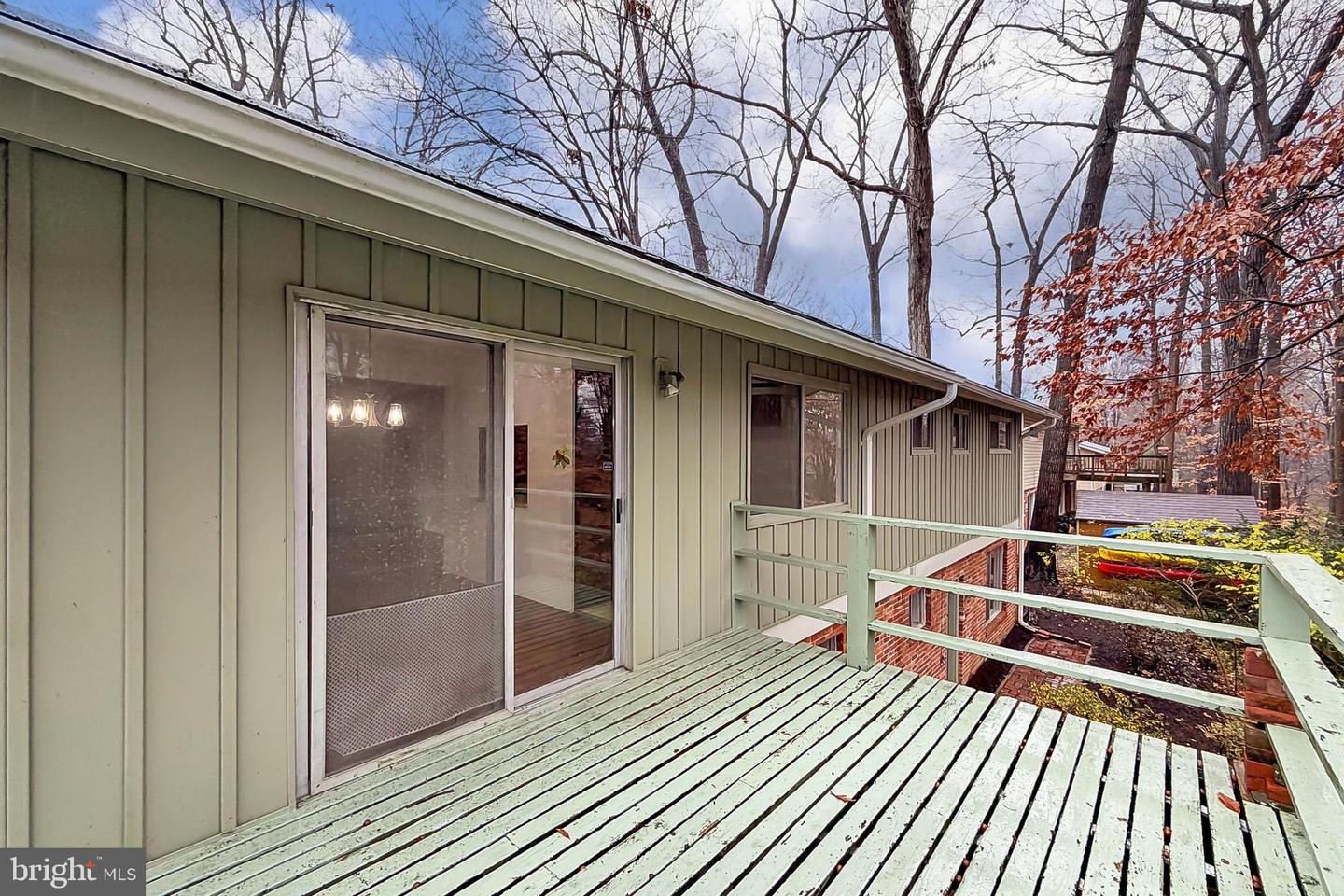 10118 SPRING LAKE TER, FAIRFAX, Virginia 22030, 5 Bedrooms Bedrooms, ,3 BathroomsBathrooms,Residential,For sale,10118 SPRING LAKE TER,VAFC2007504 MLS # VAFC2007504