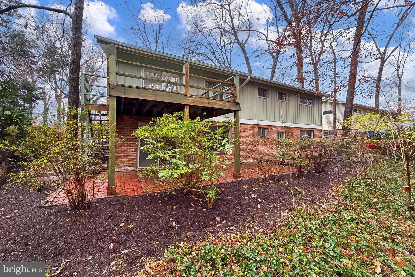 10118 SPRING LAKE TER, FAIRFAX, Virginia 22030, 5 Bedrooms Bedrooms, ,3 BathroomsBathrooms,Residential,For sale,10118 SPRING LAKE TER,VAFC2007504 MLS # VAFC2007504