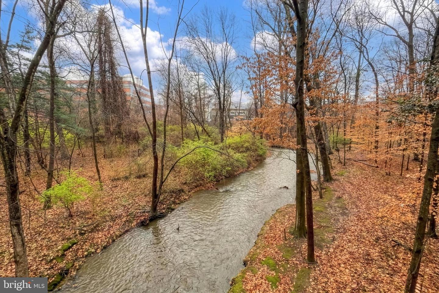 10118 SPRING LAKE TER, FAIRFAX, Virginia 22030, 5 Bedrooms Bedrooms, ,3 BathroomsBathrooms,Residential,For sale,10118 SPRING LAKE TER,VAFC2007504 MLS # VAFC2007504