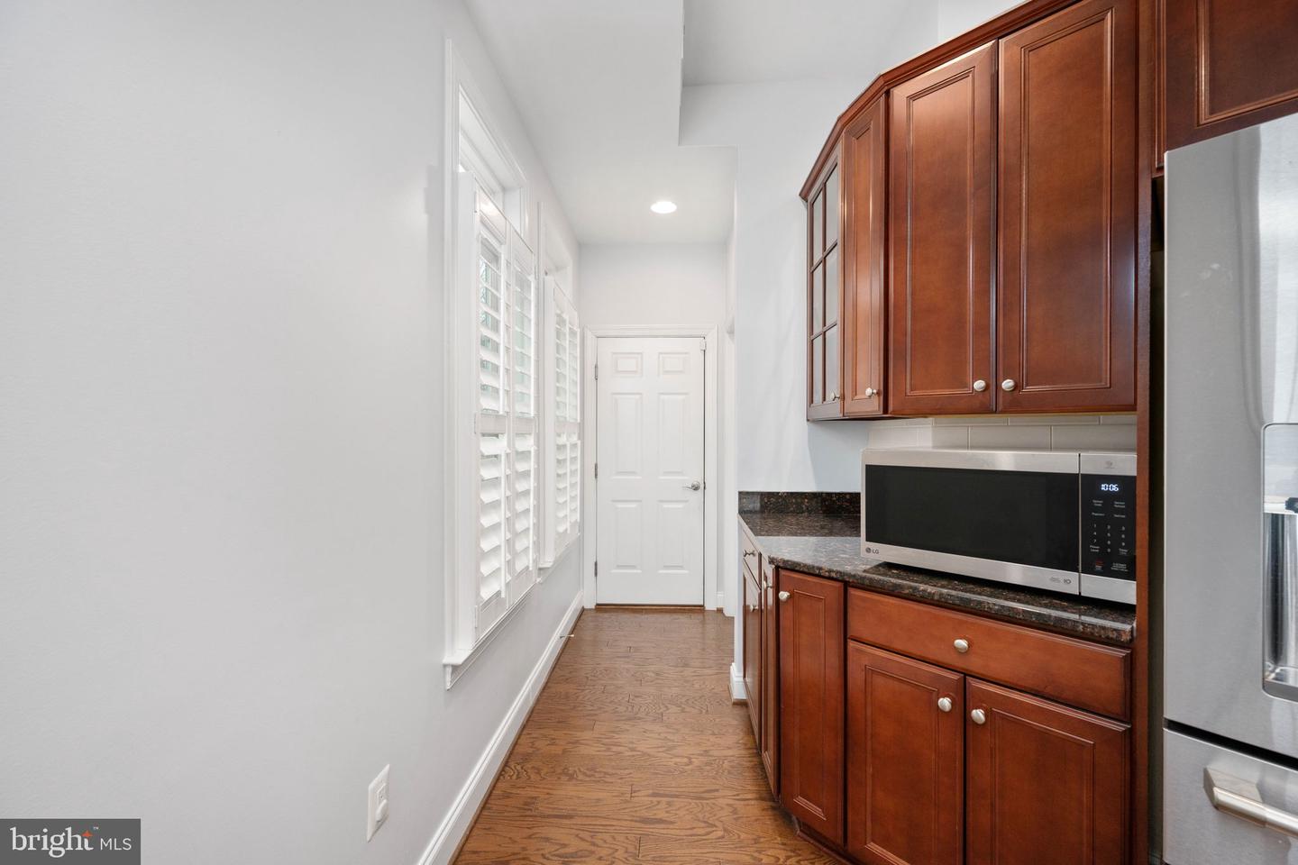 6044 MASONDALE RD, ALEXANDRIA, Virginia 22315, 4 Bedrooms Bedrooms, 14 Rooms Rooms,3 BathroomsBathrooms,Residential,For sale,6044 MASONDALE RD,VAFX2280120 MLS # VAFX2280120 6044 MASONDALE RD, ALEXANDRIA, Virginia 22315, 4 Bedrooms Bedrooms, 14 Rooms Rooms,3 BathroomsBathrooms,Residential,For sale,6044 MASONDALE RD,VAFX2280120 MLS # VAFX2280120