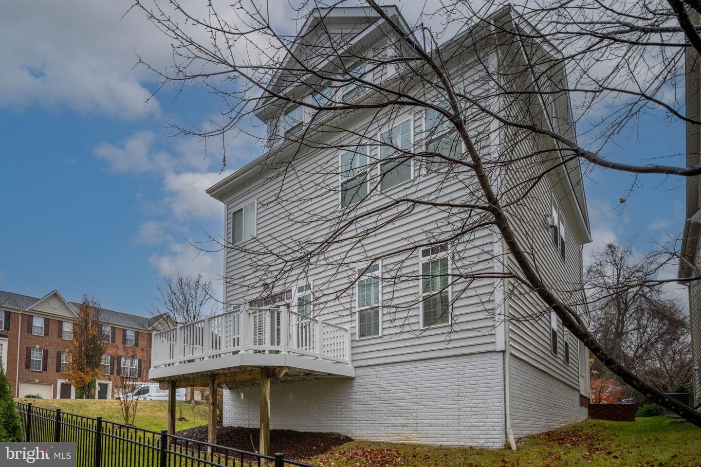 6044 MASONDALE RD, ALEXANDRIA, Virginia 22315, 4 Bedrooms Bedrooms, 14 Rooms Rooms,3 BathroomsBathrooms,Residential,For sale,6044 MASONDALE RD,VAFX2280120 MLS # VAFX2280120 6044 MASONDALE RD, ALEXANDRIA, Virginia 22315, 4 Bedrooms Bedrooms, 14 Rooms Rooms,3 BathroomsBathrooms,Residential,For sale,6044 MASONDALE RD,VAFX2280120 MLS # VAFX2280120