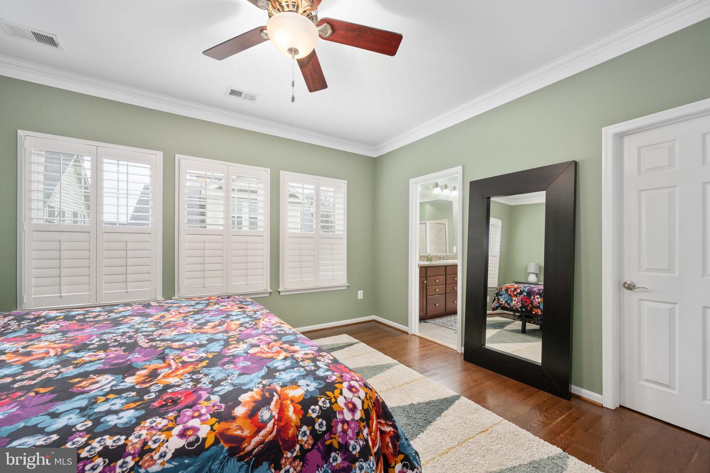 6044 MASONDALE RD, ALEXANDRIA, Virginia 22315, 4 Bedrooms Bedrooms, 14 Rooms Rooms,3 BathroomsBathrooms,Residential,For sale,6044 MASONDALE RD,VAFX2280120 MLS # VAFX2280120 6044 MASONDALE RD, ALEXANDRIA, Virginia 22315, 4 Bedrooms Bedrooms, 14 Rooms Rooms,3 BathroomsBathrooms,Residential,For sale,6044 MASONDALE RD,VAFX2280120 MLS # VAFX2280120