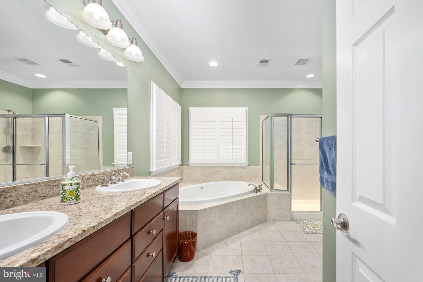 6044 MASONDALE RD, ALEXANDRIA, Virginia 22315, 4 Bedrooms Bedrooms, 14 Rooms Rooms,3 BathroomsBathrooms,Residential,For sale,6044 MASONDALE RD,VAFX2280120 MLS # VAFX2280120 6044 MASONDALE RD, ALEXANDRIA, Virginia 22315, 4 Bedrooms Bedrooms, 14 Rooms Rooms,3 BathroomsBathrooms,Residential,For sale,6044 MASONDALE RD,VAFX2280120 MLS # VAFX2280120