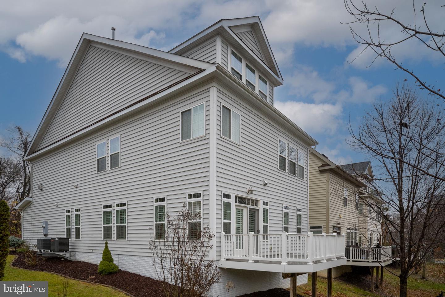 6044 MASONDALE RD, ALEXANDRIA, Virginia 22315, 4 Bedrooms Bedrooms, 14 Rooms Rooms,3 BathroomsBathrooms,Residential,For sale,6044 MASONDALE RD,VAFX2280120 MLS # VAFX2280120 6044 MASONDALE RD, ALEXANDRIA, Virginia 22315, 4 Bedrooms Bedrooms, 14 Rooms Rooms,3 BathroomsBathrooms,Residential,For sale,6044 MASONDALE RD,VAFX2280120 MLS # VAFX2280120