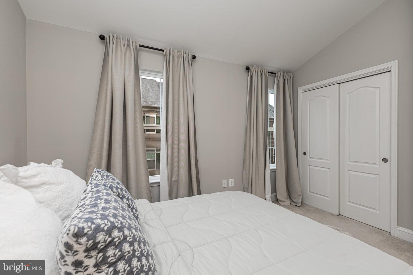 4336 POTOMAC HIGHLANDS CIR #51, TRIANGLE, Virginia 22172, 3 Bedrooms Bedrooms, ,2 BathroomsBathrooms,Residential,For sale,4336 POTOMAC HIGHLANDS CIR #51,VAPW2108214 MLS # VAPW2108214 4336 POTOMAC HIGHLANDS CIR #51, TRIANGLE, Virginia 22172, 3 Bedrooms Bedrooms, ,2 BathroomsBathrooms,Residential,For sale,4336 POTOMAC HIGHLANDS CIR #51,VAPW2108214 MLS # VAPW2108214