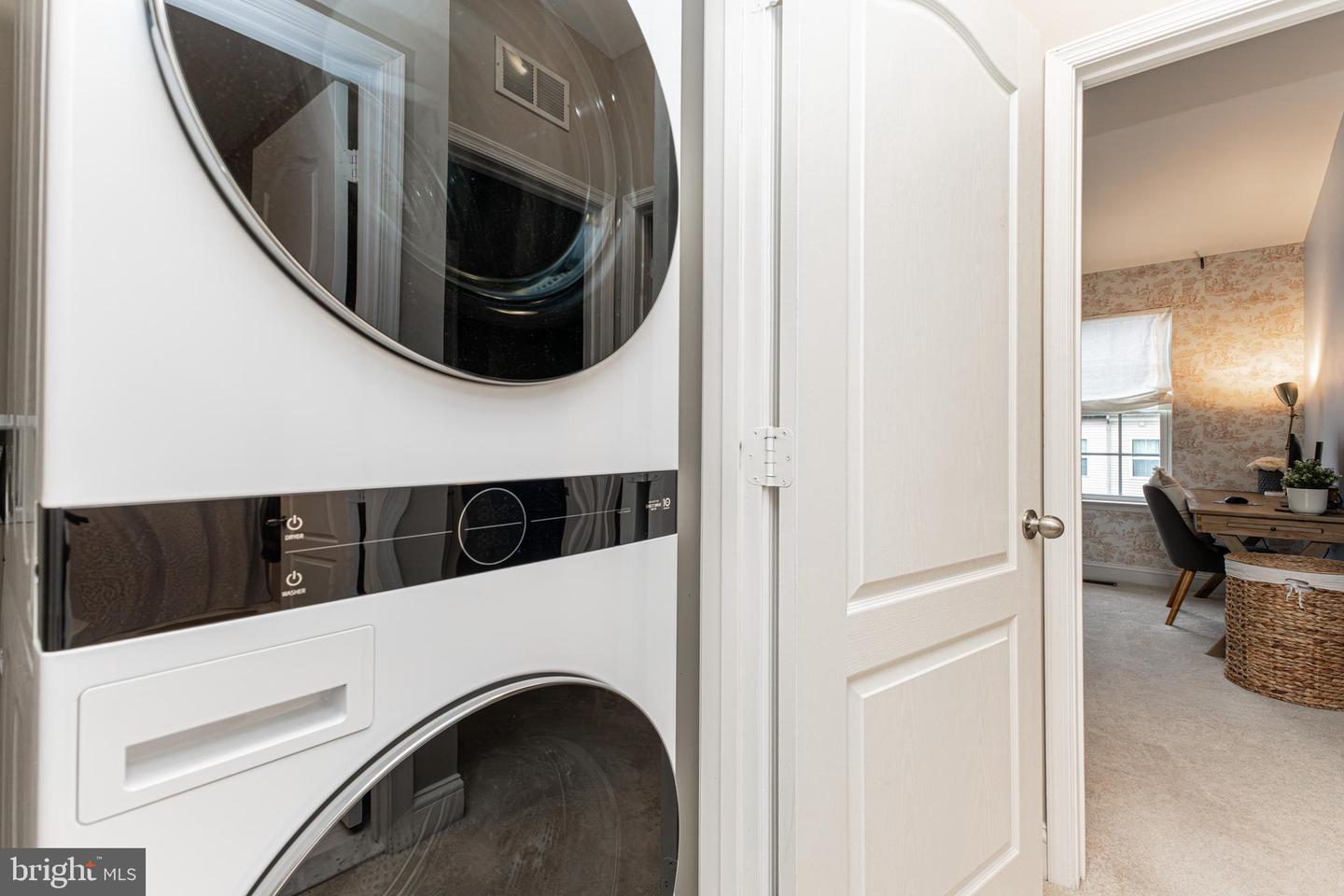 4336 POTOMAC HIGHLANDS CIR #51, TRIANGLE, Virginia 22172, 3 Bedrooms Bedrooms, ,2 BathroomsBathrooms,Residential,For sale,4336 POTOMAC HIGHLANDS CIR #51,VAPW2108214 MLS # VAPW2108214 4336 POTOMAC HIGHLANDS CIR #51, TRIANGLE, Virginia 22172, 3 Bedrooms Bedrooms, ,2 BathroomsBathrooms,Residential,For sale,4336 POTOMAC HIGHLANDS CIR #51,VAPW2108214 MLS # VAPW2108214